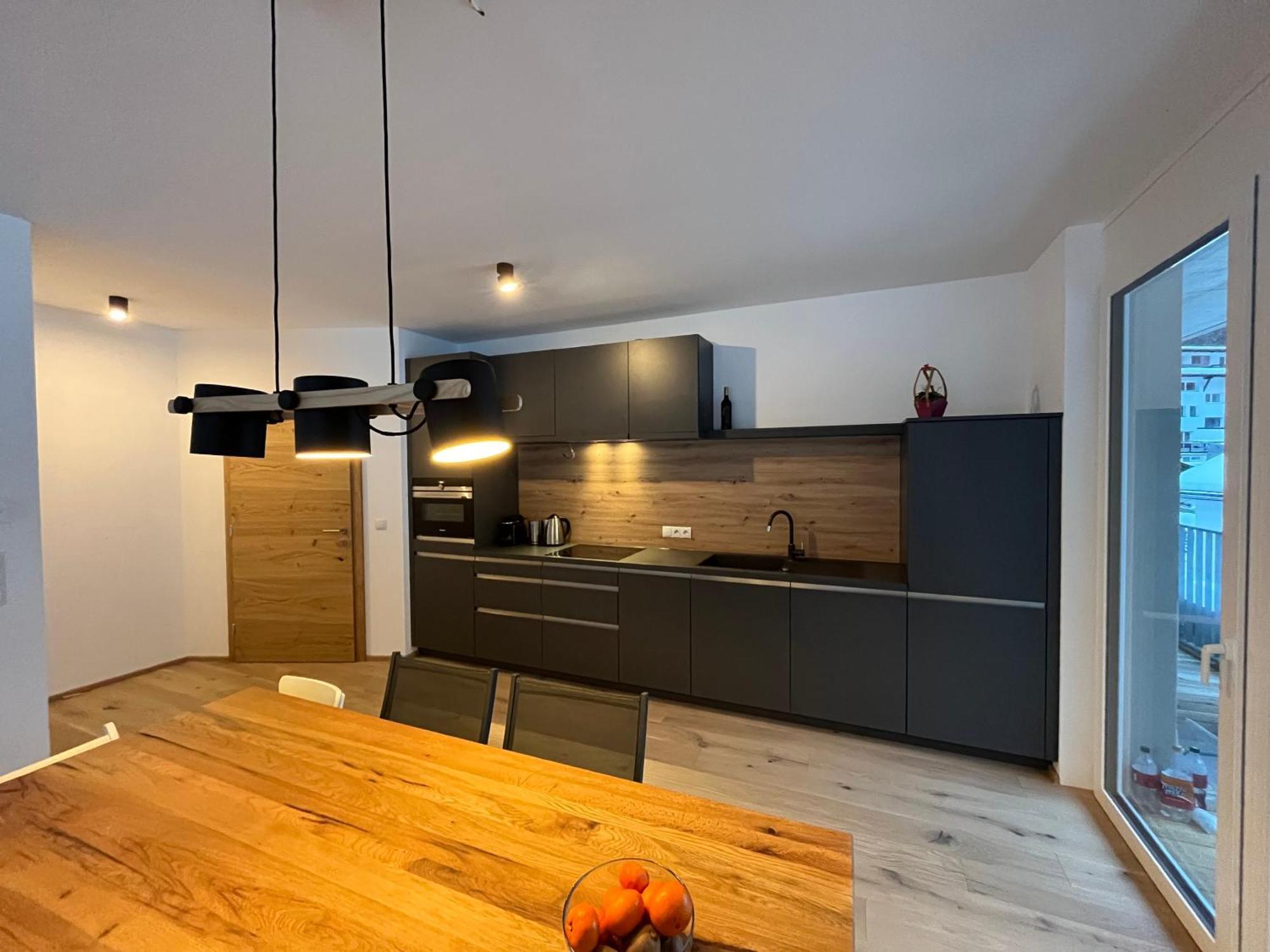 Das Taja Paznaun Penthouse Apartments ซี ภายนอก รูปภาพ